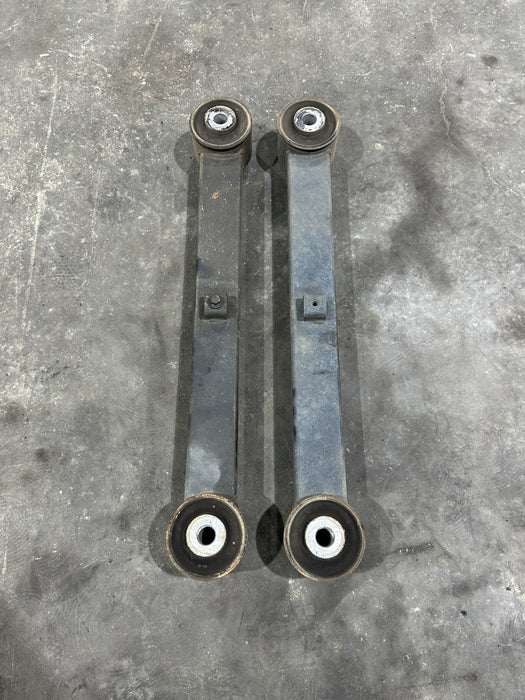 2015 DODGE RAM 2500 REAR LEFT RIGHT LOWER CONTROL ARMS OEM