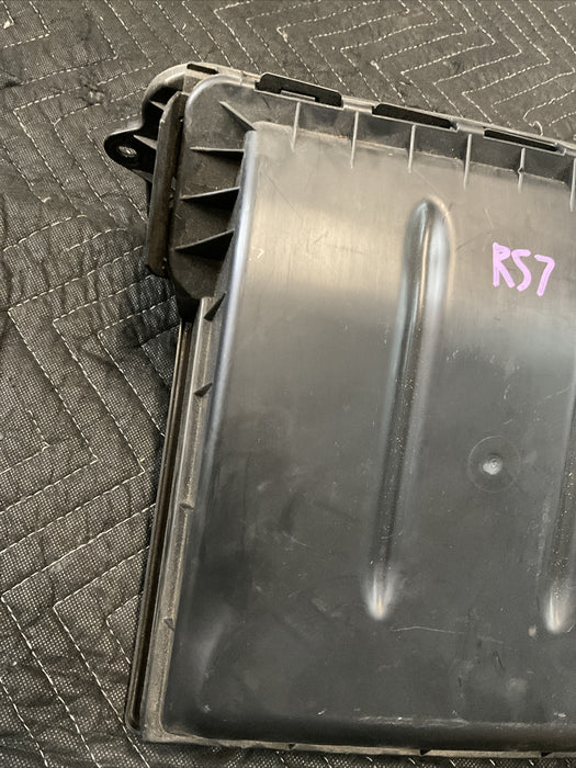 2017 MERCEDES C63 AMG CABRIOLET OEM ENGINE AIR INLET INTAKE DUCT 205 830 88 02