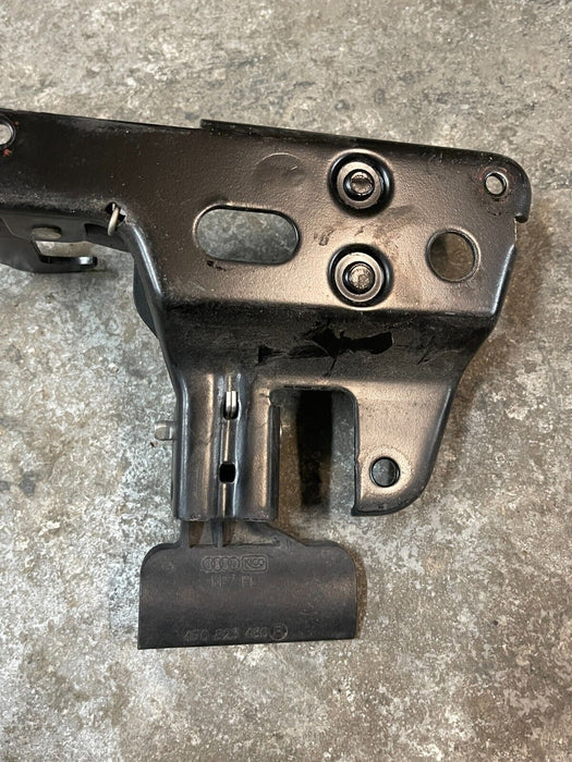 2017-2018 AUDI R8 PLUS HOOD LATCH LOCK OEM 4E0 823 480