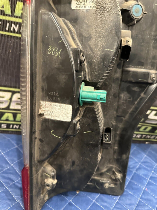 2017 2018 2019 FORD F250 F350 F450 DRIVER LEFT HALOGEN TAIL LIGHT OEM MINT