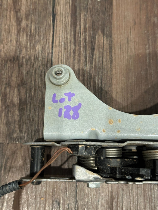 2017 AUDI R8 REAR LOCK LID LATCH OEM 4S7 813 453