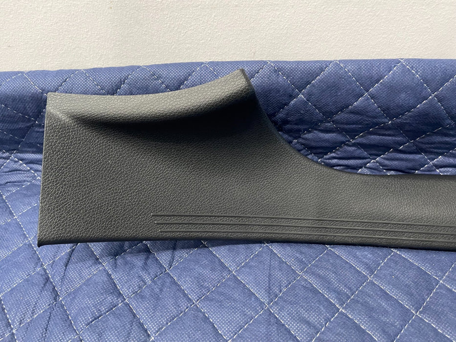 2019 MERCEDES-BENZ E63S AMG PASSENGER RIGHT DOOR SILL SCUFF KICK PLATE OEM