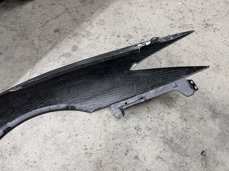 LAMBORGHINI AVENTADOR CARBON FIBER FENDER DRIVER LEFT SIDE