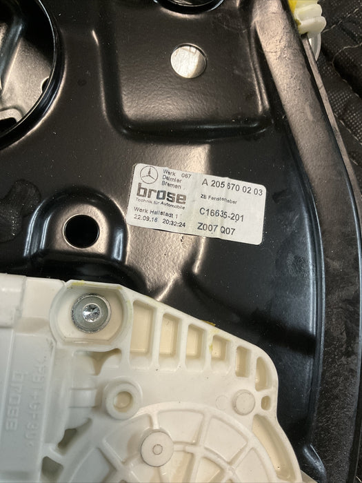 2017 MERCEDES-BENZ C63 AMG A205 REAR RIGHT WINDOW REGULATOR 2056700203