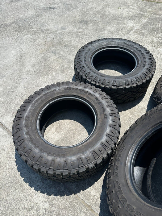 GOODYEAR DURATRAC LT285/75R18 TIRES SET (4) 400 MILES FORD F250