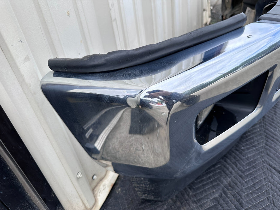 2017 2018 2019  FORD F250 F350 FRONT BUMPER ASSEMBLY CHROME OEM