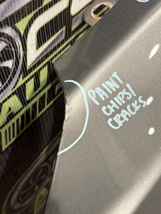 2017-2022 FORD F450 DUALLY LEFT FENDER OEM SILVER SPRUCE - BN *DAMAGE* (LOCAL PU