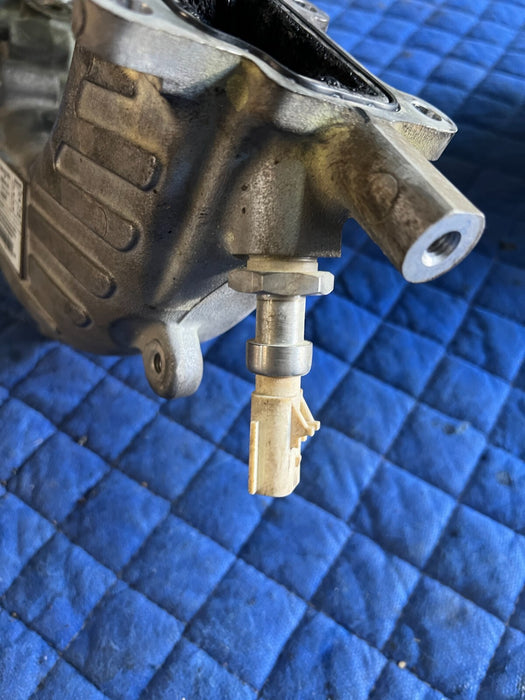 2016-2019 NISSAN TITAN XD CUMMINS ENGINE INTAKE MANIFOLD OEM
