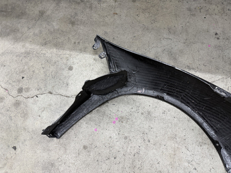 LAMBORGHINI AVENTADOR CARBON FIBER FENDER DRIVER LEFT SIDE