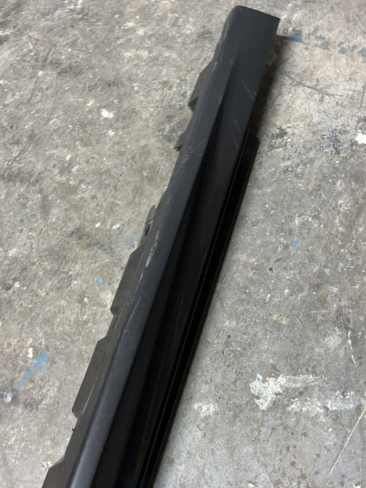 2011 BMW 550i F10 LEFT SIDE SKIRT GRAPHITE METALLIC (A90)~COSMETIC FLAW~