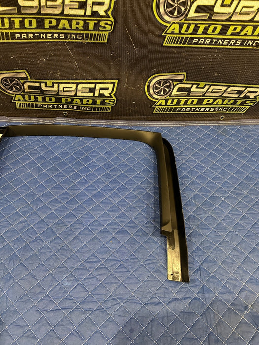 2024 BMW M3 M4 G80 G82 REAR RIGHT DOOR FRAME MOLDING OEM 51337447130