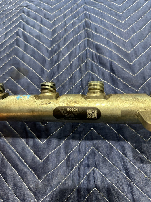 2015 DODGE RAM 2500 FUEL RAIL W SENSOR OEM 5295117