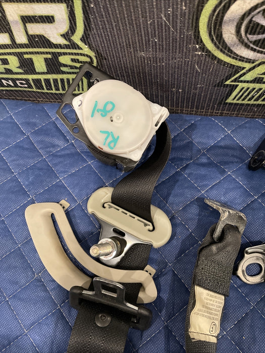 2014 TOYOTA PRIUS V REAR LEFT RIGHT MIDDLE SEAT BELT SEATBELT SET OEM~WEAR~