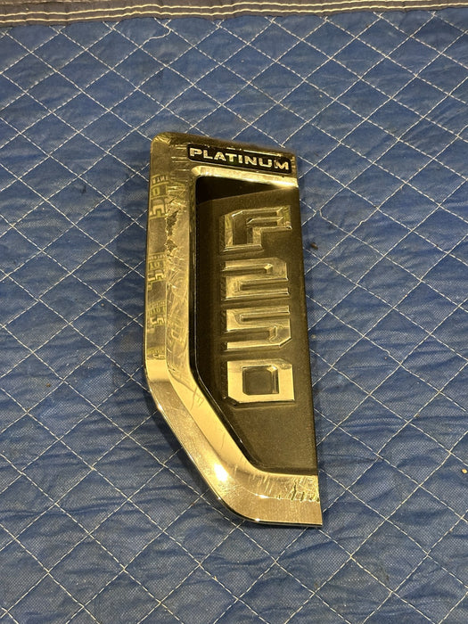 2017-2022 FORD F250 PLATINUM LEFT FENDER EMBLEM BADGE OEM *SCRATCHES 3,4*