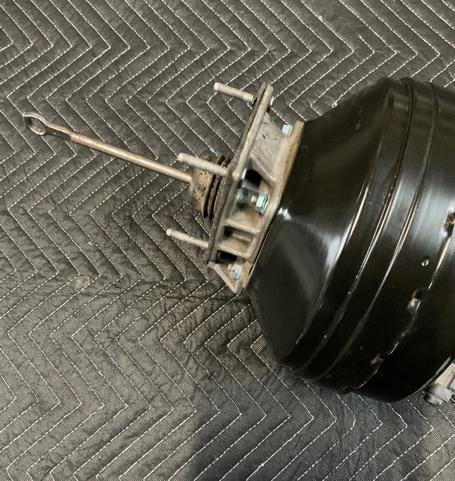 2017-2019 FORD F250 F350 F450 LARIAT POWER BRAKE BOOSTER OEM