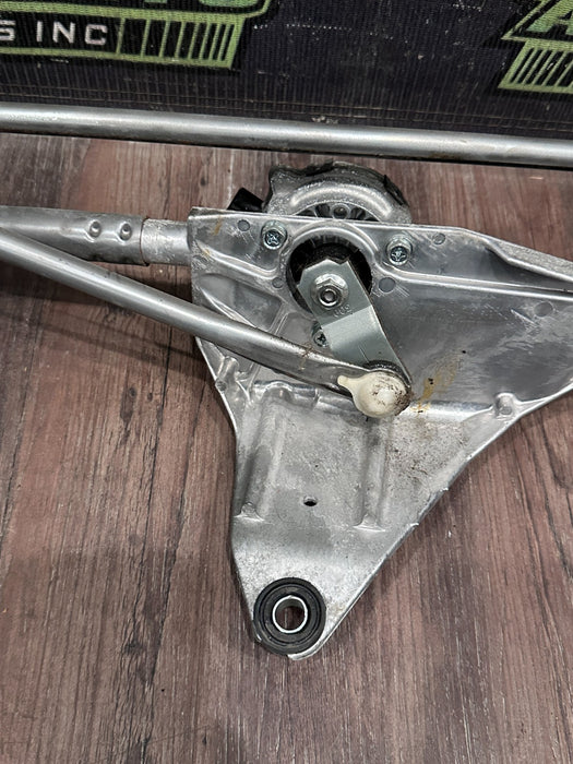 2015 JAGUAR F TYPE WINDSHIELD WIPER MOTOR ASSEMBLY OEM 6W83-17504-AE