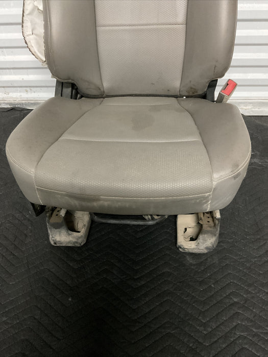 2017-2019 FORD F250 F350 F450 XLT FRONT PASSENGER SEAT OEM