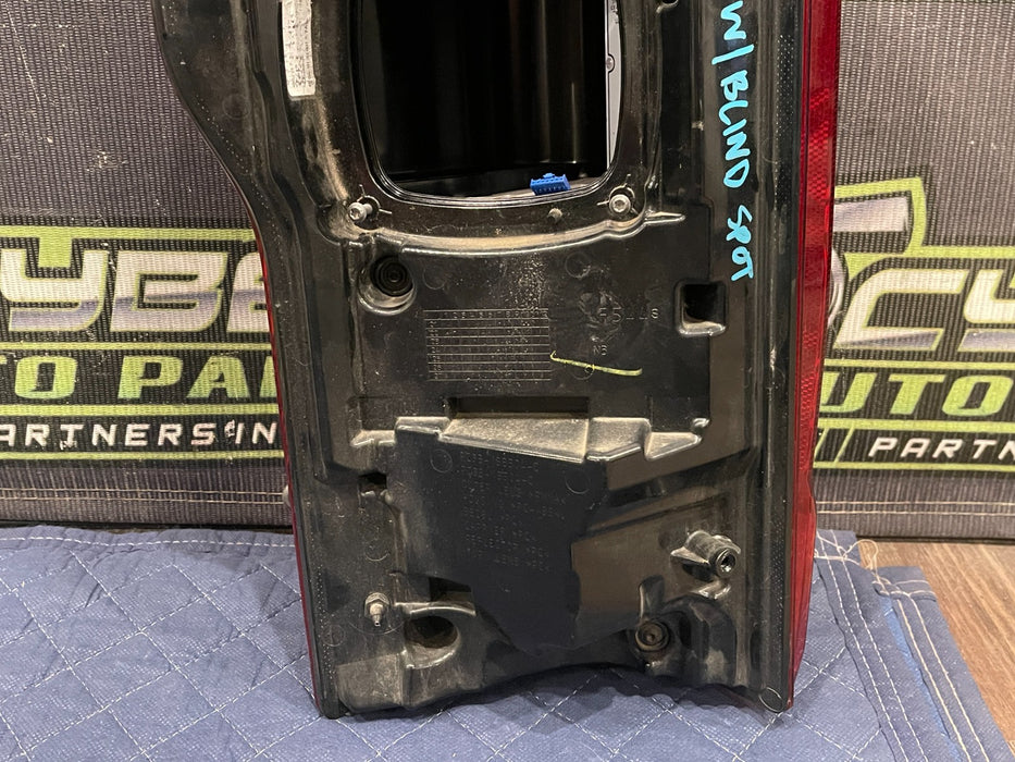 2023-2026 FORD F250 F350 F450 PASSENGER RIGHT LED TAIL LIGHT W BLIND SPOT OEM