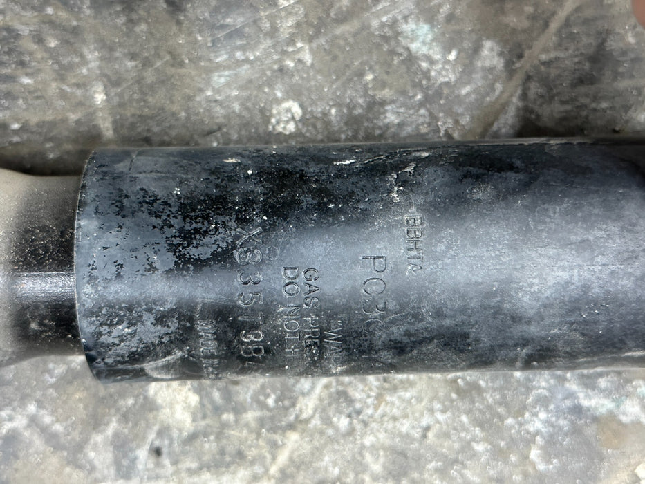 2023 2024 FORD F250 F350 FRONT LEFT RIGHT STRUT SHOCKS SET OEM