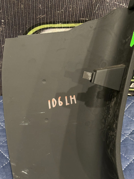 2014 AUDI R8 LEFT RIGHT COWL KICK PANEL TRIMS 423 867 271 423 867 272