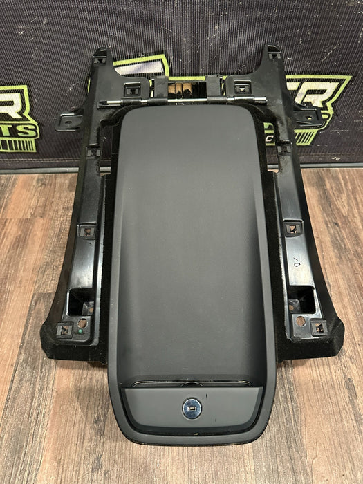 2017 AUDI R8 SPYDER REAR STORAGE COMPARTMENT BIN OEM 4S7 868 675