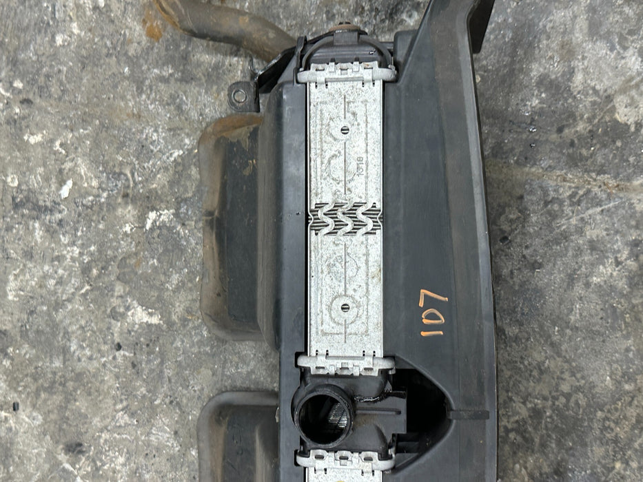 2014 AUDI R8 FRONT CENTER RADIATOR 420 121 254 B 420121254B