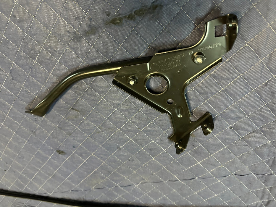 2015-2020 BMW M4 F82 REINFORCEMENT BRACKET 51 61 7 326 236 5161 7326236