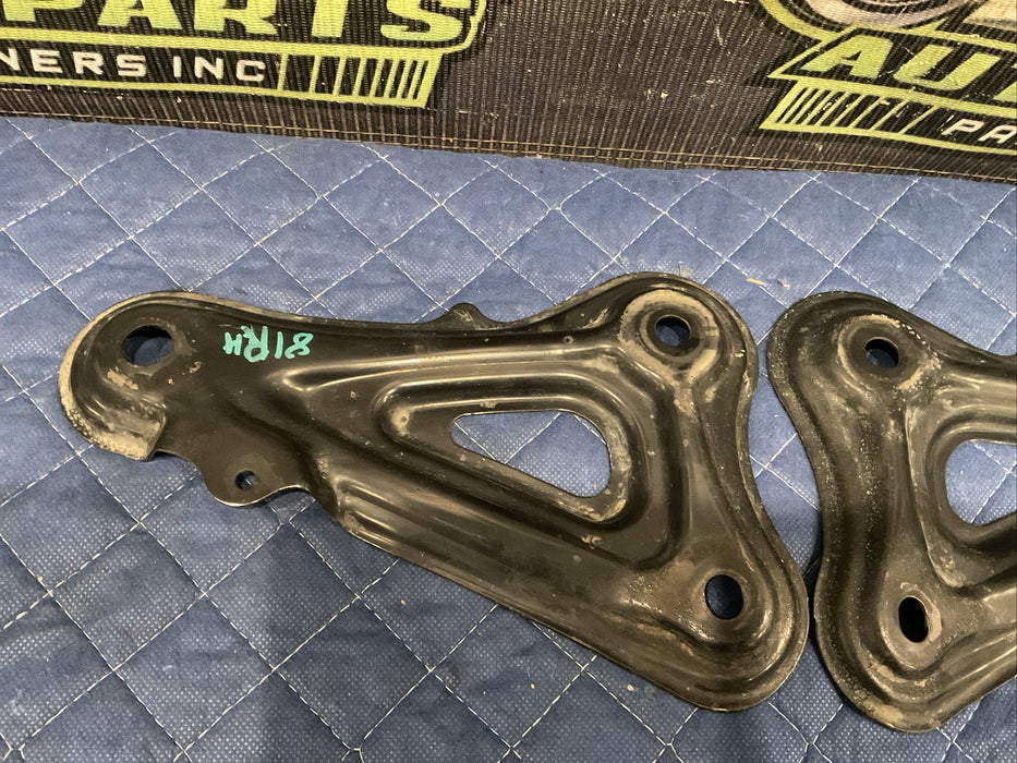 2014 TOYOTA PRIUS V FRONT LEFT RIGHT SUSPENSION CROSS-MEMBER BRACE BRACKT OEM