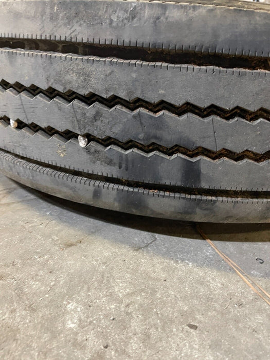 2019 FORD F450 DUALLY MICHELIN REAR INNER TIRE WHEEL RIM 225/70R19.5