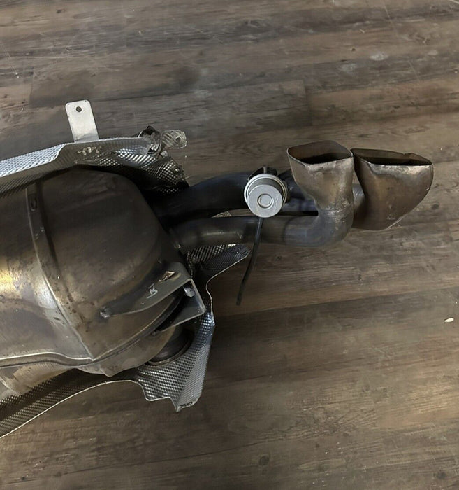 2017 AUDI R8 V10 EXHAUST MUFFLER SYSTEM OEM GENUINE 420 251 609 W/ SHEILD
