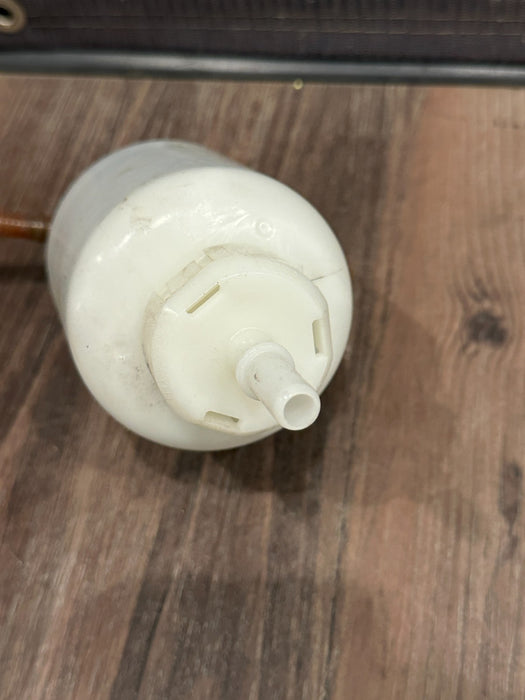 2017 AUDI R8 FUEL PUMP SENDER UNIT OEM