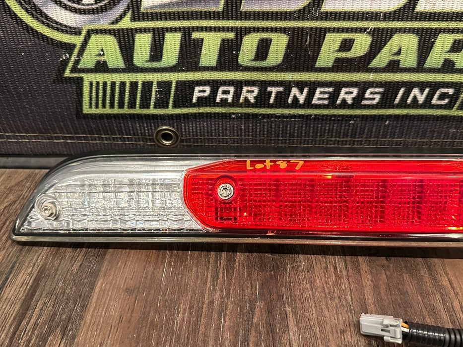 2017-2019 FORD F250 F350 F450 THIRD 3RD BRAKE LIGHT ASSEMBLY W PIGTAIL OEM