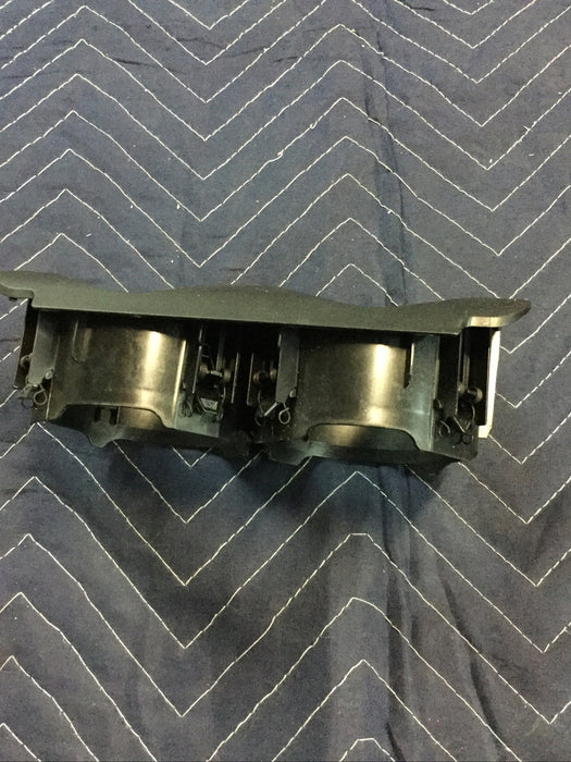 2017 MERCEDES C63 DUAL CUP HOLDER