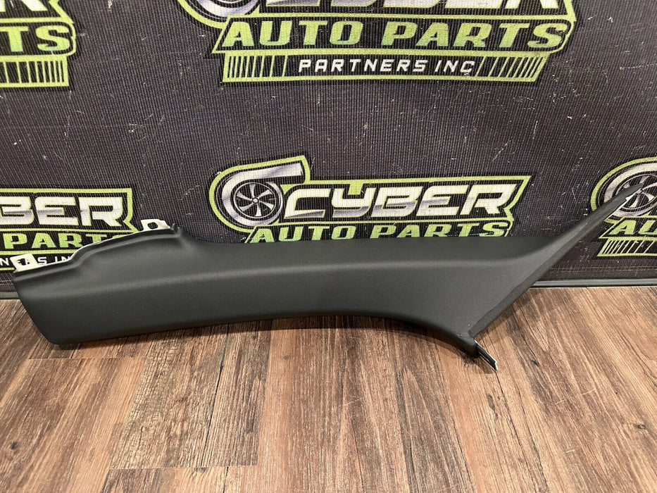 2017-18 AUDI R8 PLUS SPYDER FRONT DRIVER LEFT A PILLAR TRIM OEM 4S7 867 233 B