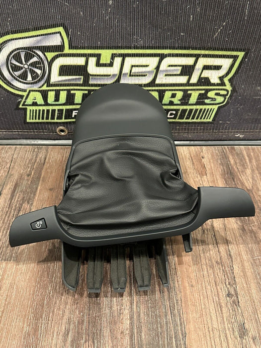 2017-18 AUDI R8 SPYDER STEERING COLUMN TRIM COVER ASSEMBLY OEM