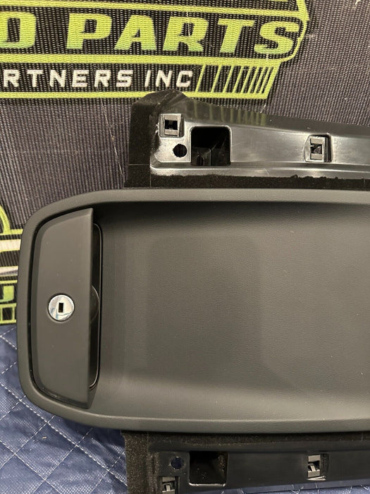 2018 AUDI R8 SPYDER REAR STORAGE COMPARTMENT BIN OEM 4S7 868 675