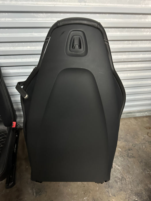 2017 2018 AUDI R8 PLUS SYPDER OEM GENUINE DIAMOND STITCHED SPORT SEATS