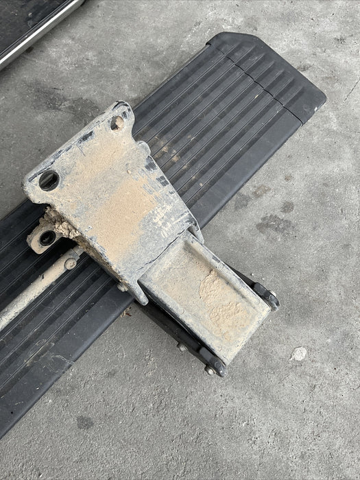 2017 2018 2019 FORD F250 F350 F450 OEM POWER RUNNING BOARDS PAIR LH RH~DENTS~