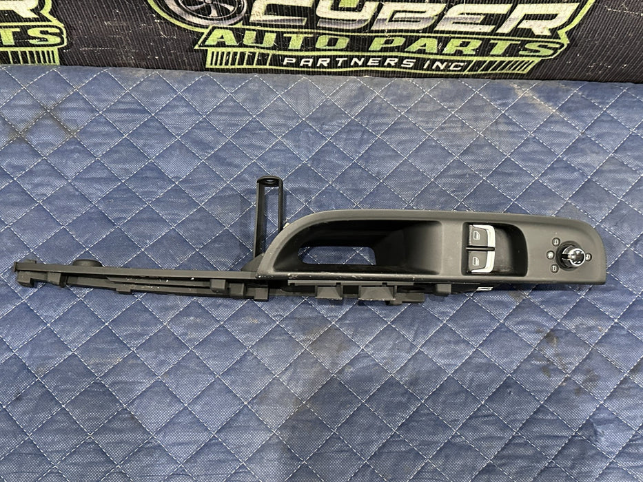 2012 AUDI R8 FRONT LEFT DOOR PANEL WINDOW SWITCH & CONTROL W INSERT BRACKET OEM