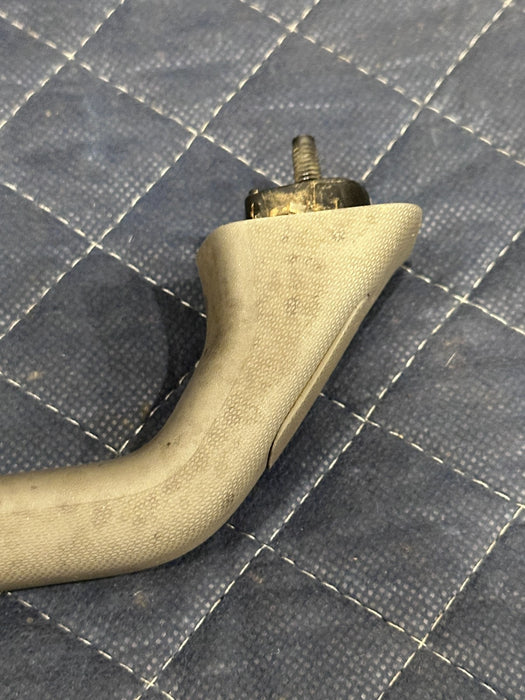 2019 FORD F250 F350 RIGHT PASSENGER UPPER B PILLAR GRAB HANDLE OEM ~SCRATCHS~