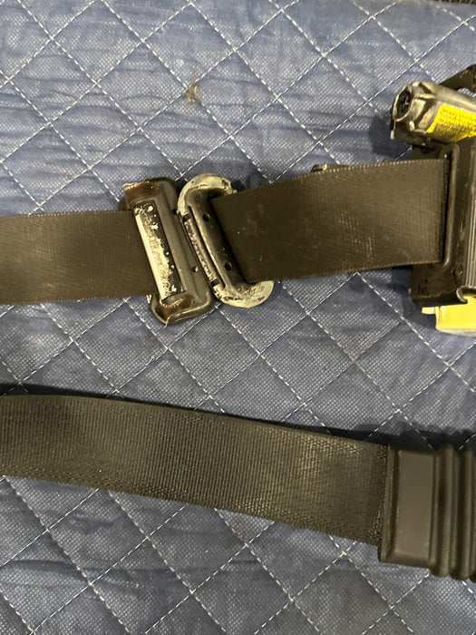 2017-2019 FORD F250 F350 F450 XLT FRONT RIGHT SEAT BELT SEATBELT OEM ~WEAR