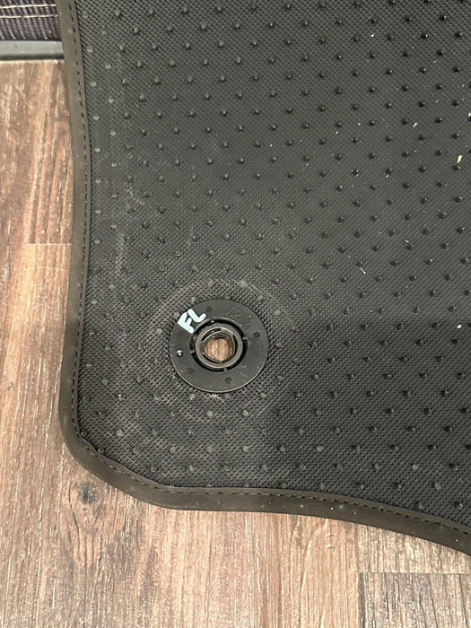 2020 LINCOLN NAVIGATOR FRONT REAR FLOOR MAT SET OEM *STAINS/WEAR/READ*