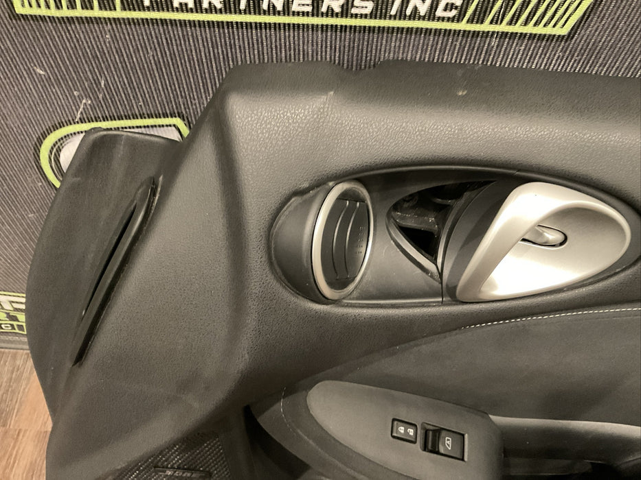 2014 NISSAN 370Z SPORT FRONT PASSENGER RIGHT DOOR PANEL OEM~MINOR WEARS~
