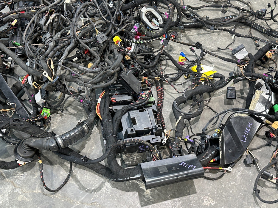 2017 AUDI R8 SPYDER MAIN CHASSIS INTERIOR WIRING HARNESS OEM