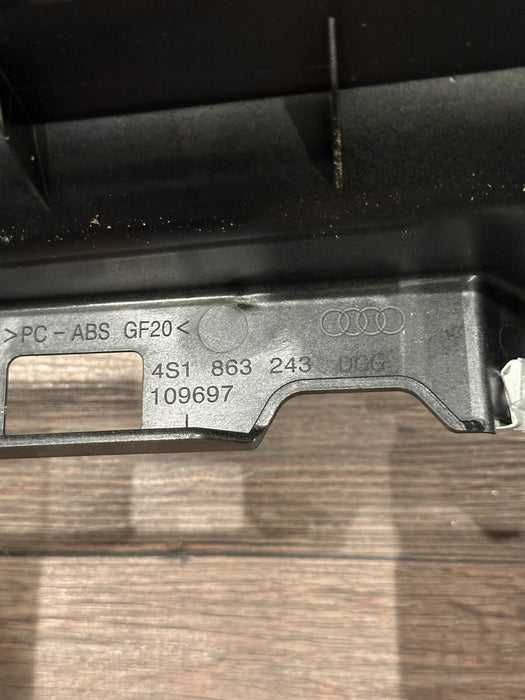 2017-18 AUDI R8 PLUS SPYDER CENTER CONSOLE BASE ASSEMBLY OEM *READ/FLAWS*