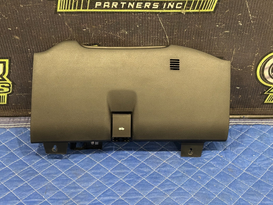 2021 RAM 2500 LARAMIE DASHBAORD DASH LOWER LEFT KNEE PANEL OEM 6NP77TX7AB