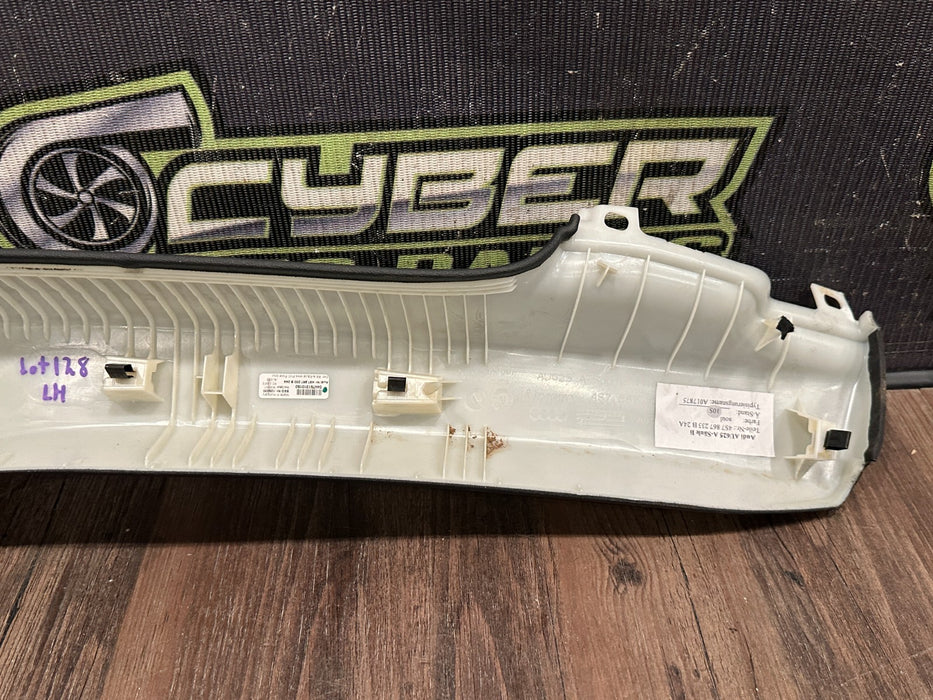 2017 AUDI R8 SPYDER FRONT LEFT A PILLAR TRIM OEM