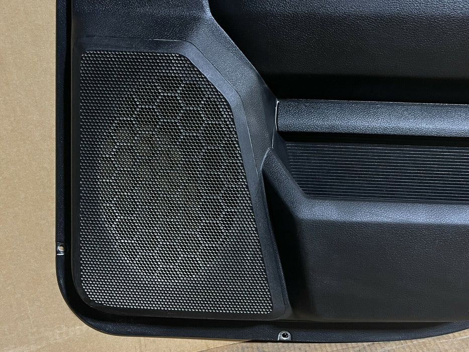 2013-2018 DODGE RAM 2500 3500 LARAMIE SPORT REAR RIGHT DOOR PANEL LEATHER~CRACK~