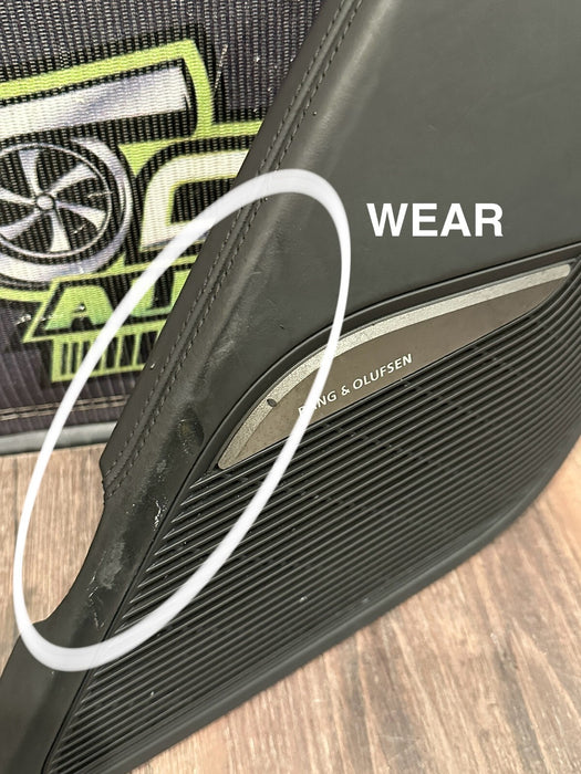 2021 AUDI R8 LEFT B&O DOOR PANEL SPEAKER COVER OEM 4S1 868 091 G *WEAR/READ*