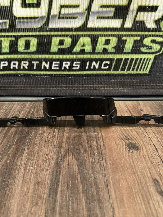 2024 FORD F350 GRILLE LEFT RIGHT TRIM PIECES OEM PC3B-8200 / PC3B-8200-D